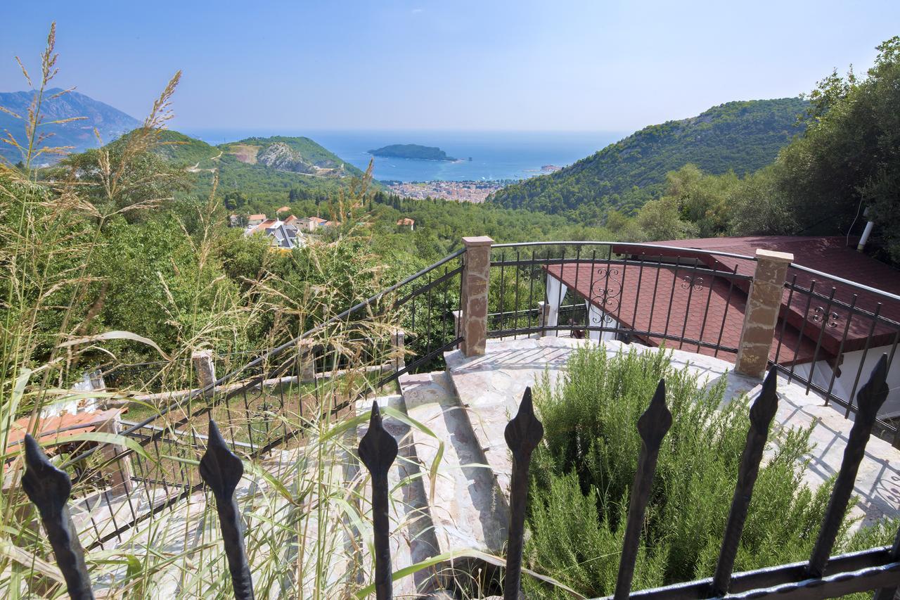 Holiday Home La Musica Budva Kültér fotó